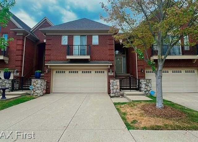 Property at 45903 Dutton Dr, Shelby Twp, MI 48044, 2 beds, 2.5 baths