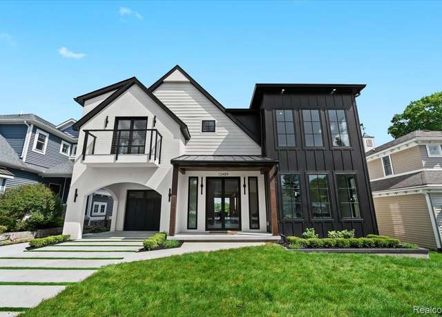 Property at 13459 Haddon St, Fenton, MI 48430, 4 beds, 4.5 baths