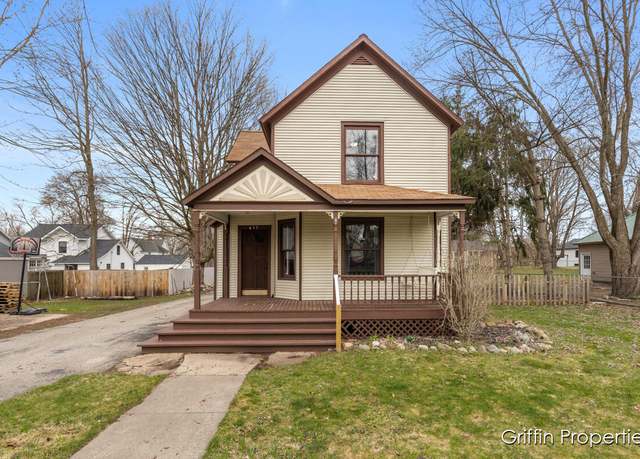 Property at 411 Fremont St, Middleville, MI 49333, 4 beds, 1.5 baths