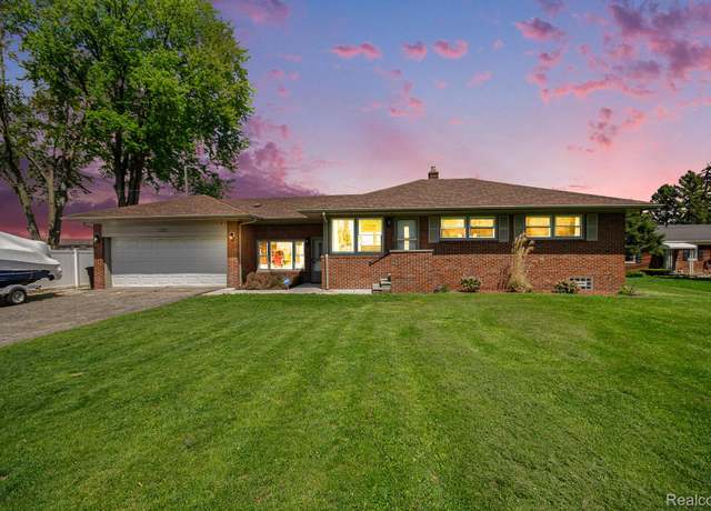 Property at 25561 S River Rd, Harrison Township, MI 48045, 3 beds, 2.5 baths