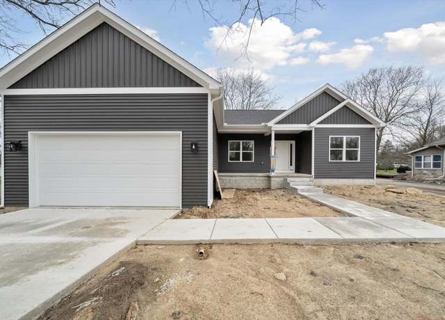 Property at 675 Crescent Lake Road Rd, Waterford, MI 48327, 3 beds, 2 baths