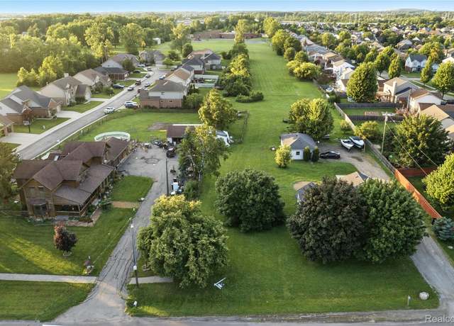 Property at 21002 Vreeland Rd, Woodhaven, MI 48183