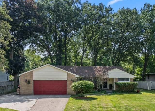 Property at 23565 S Oliver Ct E, Southfield, MI 48033, 4 beds, 2 baths