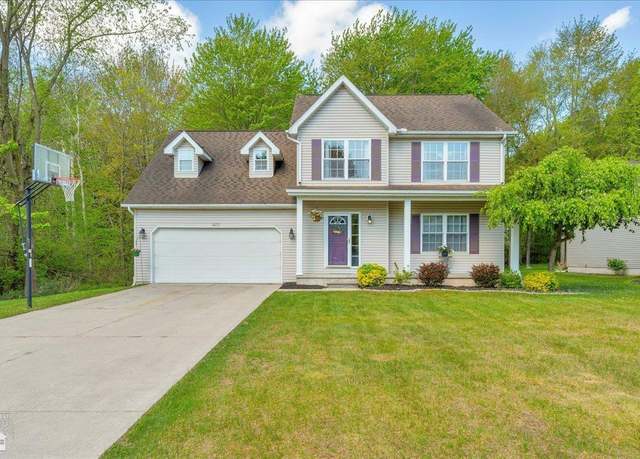 Property at 2077 W Edward Ln, Unknown, MI 48074, 3 beds, 2.5 baths