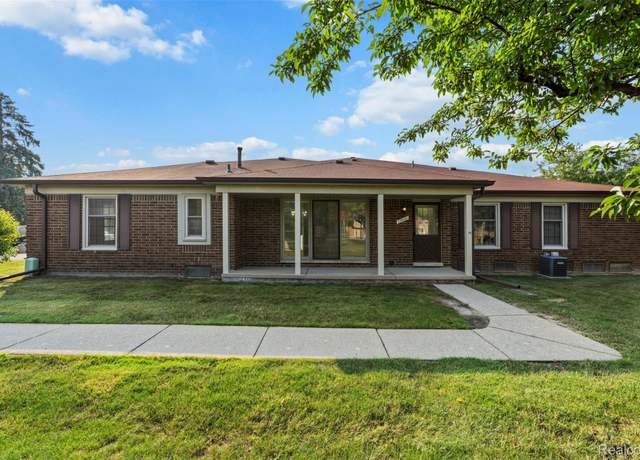 Property at 15031 Pilgrim Ct, Shelby Twp, MI 48315, 2 beds, 2.5 baths