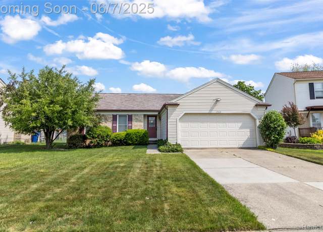 Property at 17509 Yaneev Dr, Macomb, MI 48044, 3 beds, 2 baths