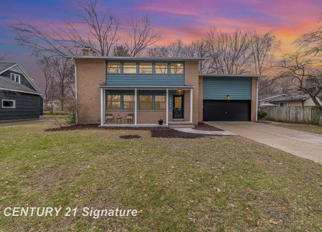 Property at 1804 Ardmore St, Midland, MI 48642, 4 beds, 2.5 baths