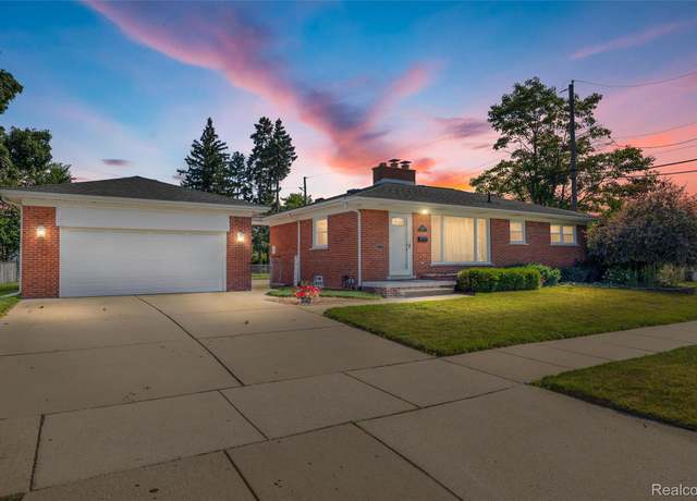 Property at 1024 London Ave, Lincoln Park, MI 48146, 2 beds, 2 baths