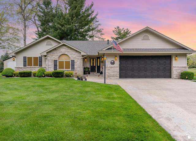 Property at 130 White Deer Trl, Prudenville, MI 48651, 3 beds, 2.5 baths