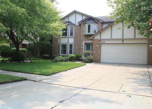 Property at 19118 Killeen Dr, Clinton Township, MI 48038, 4 beds, 2.5 baths