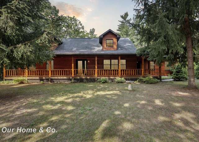 Property at 10306 Hammond Dr, Atlanta, MI 49709, 3 beds, 2.5 baths