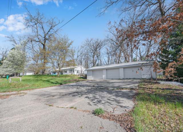 Property at 4643 W Unora Park Dr, Baldwin, MI 49304, 2 beds, 1 bath