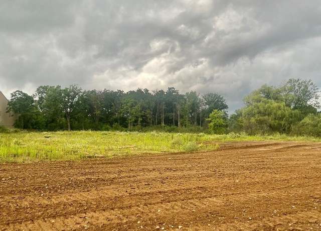Property at 1727 Crescent Lake Rd, Waterford Charter Township, MI 48327