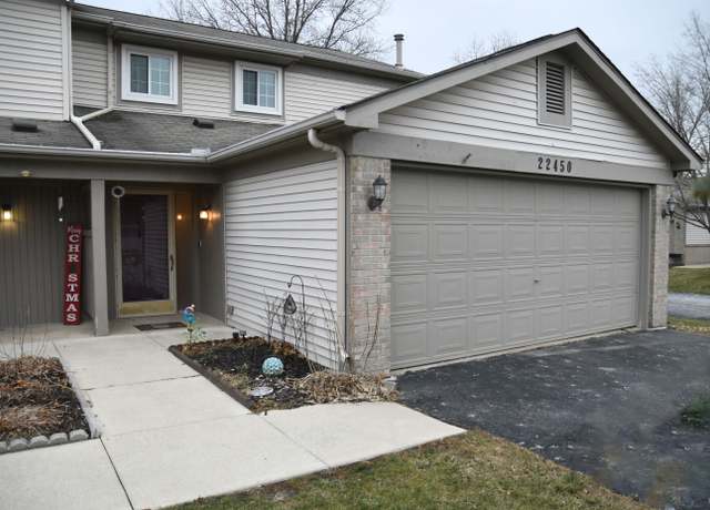 Property at 22450 Silver Creek Dr, Woodhaven, MI 48183, 2 beds, 1.5 baths