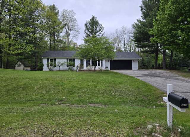 Property at 4283 Bartlett Rd, Williamsburg, MI 49690, 3 beds, 2 baths