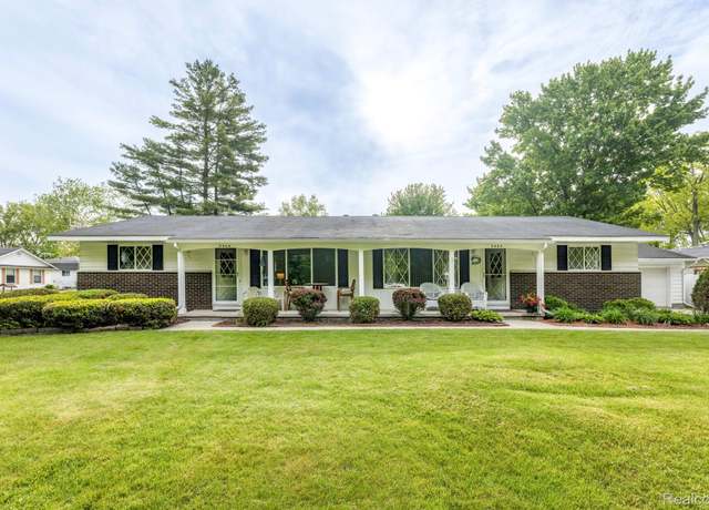 Property at 3404 3402 Appomattox Dr, Port Huron, MI 48060, 4 beds, 2 baths