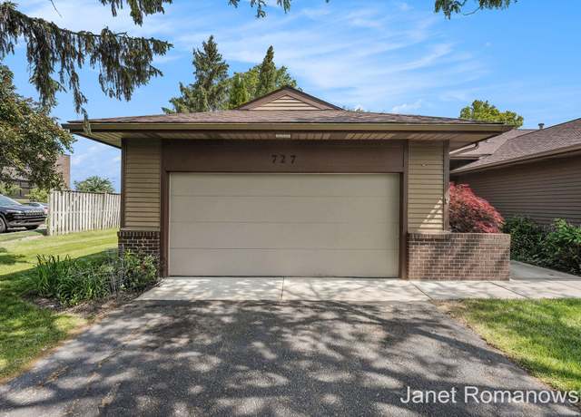 Property at 727 Bradford Pl NE, Grand Rapids, MI 49525, 2 beds, 2 baths