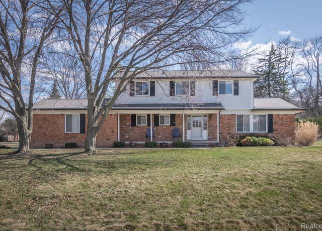 Property at 38005 Southfarm Ln, Northville, MI 48167, 4 beds, 2.5 baths