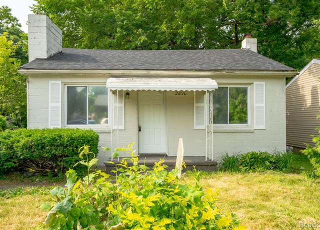 Property at 21890 Sharkey St, Clinton Township, MI 48035, 2 beds, 1 bath