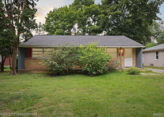 Property at 27627 Lexington Pkwy, Southfield, MI 48076, 3 beds, 2 baths