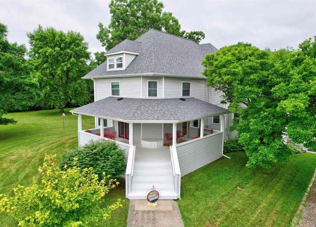 Property at 705 E Flint St, Davison, MI 48423, 4 beds, 2 baths