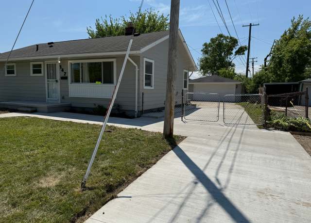 Property at 147 S Euclid St, Mt Clemens, MI 48043, 3 beds, 1.5 baths