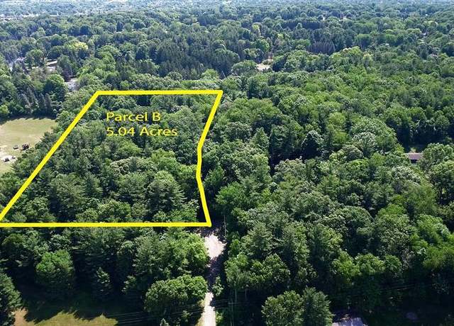 Property at 8401 Pine Knoll Dr, Bruce, MI 48065