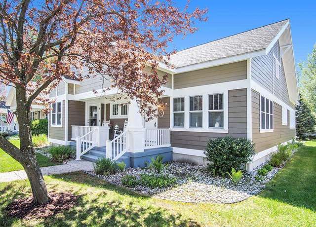 Property at 5 Georgia Ct, Pentwater, MI 49449, 2 beds, 2 baths