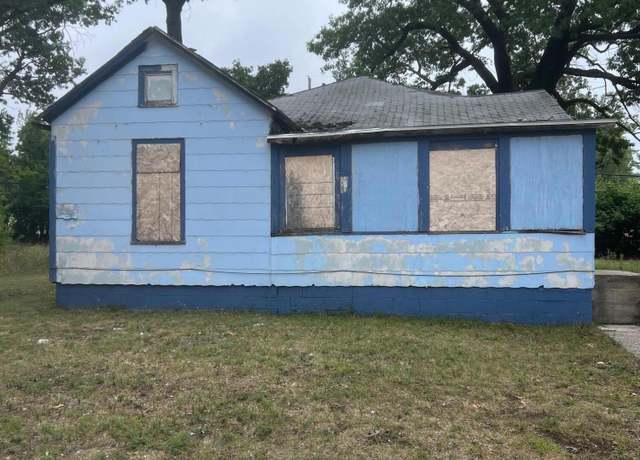 Property at 2832 Baker St, Muskegon Heights, MI 49444, 4 beds, 2 baths