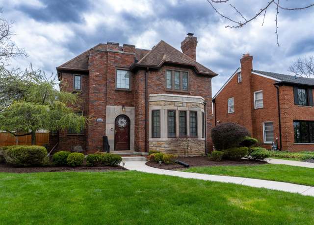 Property at 19405 Bretton Dr, Detroit, MI 48223, 5 beds, 4 baths