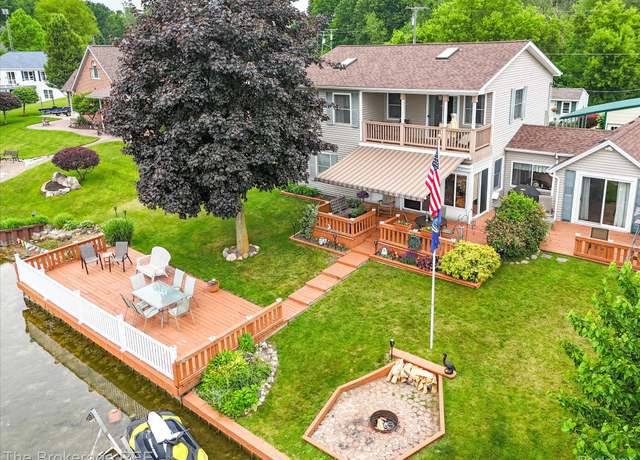Property at 2235 W Fork Rd, Lapeer, MI 48446, 3 beds, 2.5 baths
