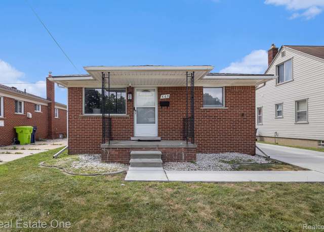 Property at 669 Highland Ave, Lincoln Park, MI 48146, 3 beds, 1.5 baths