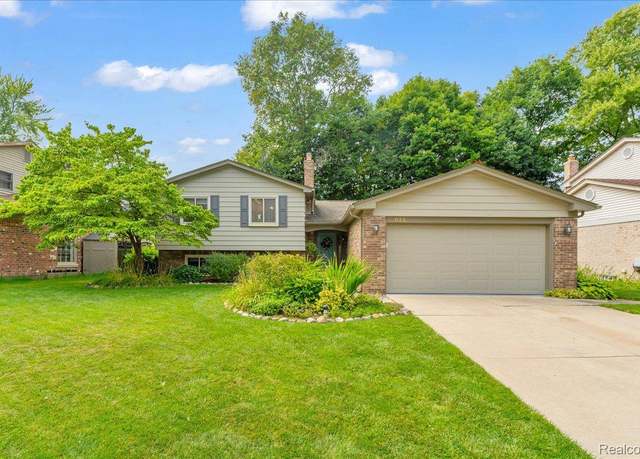 Property at 955 Tyndall Dr, Canton, MI 48187, 4 beds, 2 baths