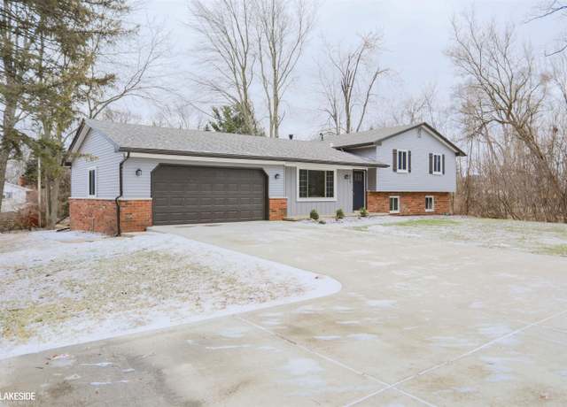 Property at 8210 28 Mile Rd, Washington Twp, MI 48094, 3 beds, 1.5 baths