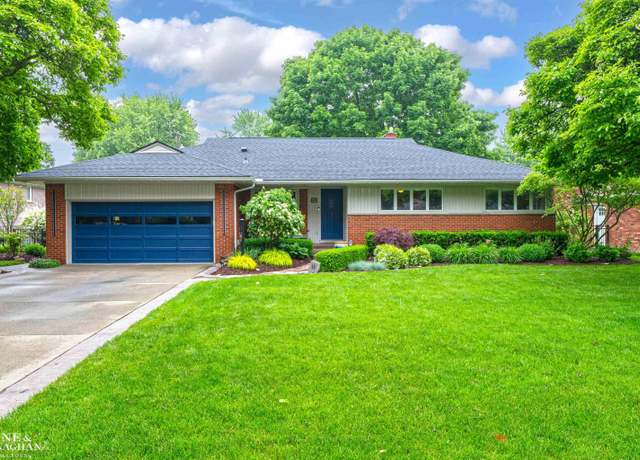 Property at 45 Crestwood Dr, Grosse Pointe Shores, MI 48236, 3 beds, 3 baths