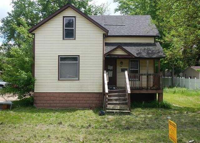 Property at 1536 N Westnedge Ave, Kalamazoo, MI 49007, 3 beds, 1.5 baths