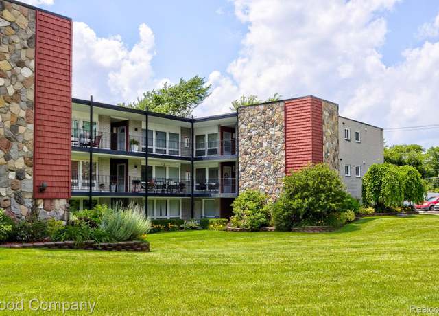 Property at 4345 Crooks Rd #26, Royal Oak, MI 48073, 2 beds, 1 bath