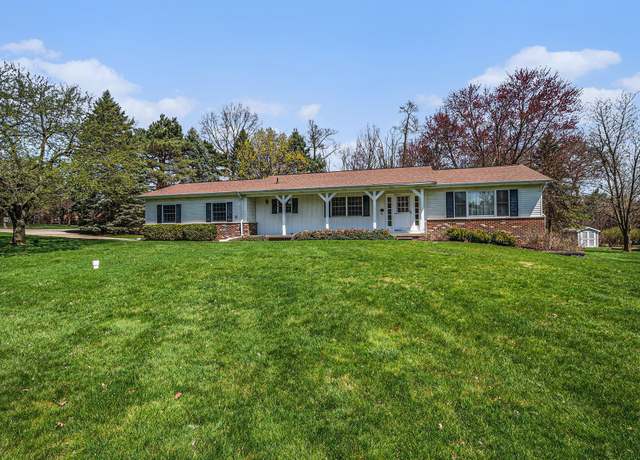 Property at 1264 Fox Hills Dr, Howell, MI 48843, 2 beds, 2 baths