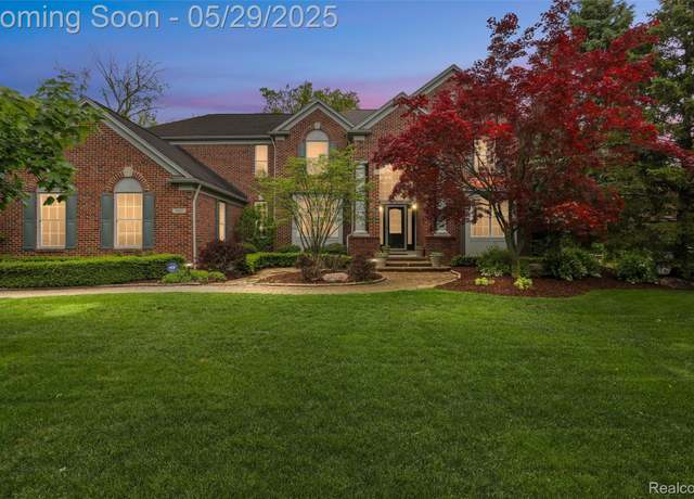 Property at 5687 Stonehaven Blvd Blvd, Rochester, MI 48306, 4 beds, 5 baths