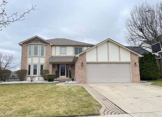 Property at 53775 Cranston Dr, Macomb, MI 48042, 4 beds, 2.5 baths