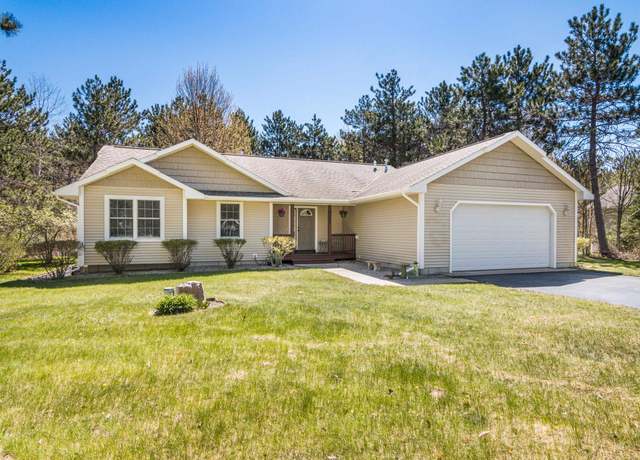 Property at 8256 Mapleleaf Dr, Traverse City, MI 49684, 4 beds, 2.5 baths