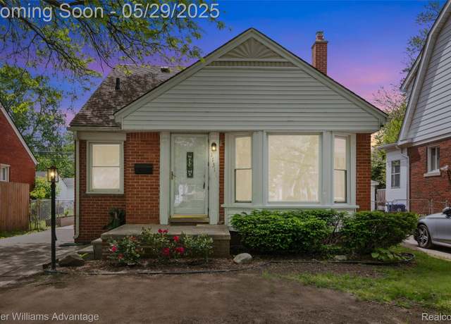 Property at 11311 Seminole, Redford, MI 48239, 5 beds, 1.5 baths