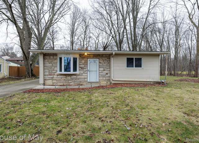 Property at 4822 Filer St, Waterford, MI 48328, 3 beds, 1 bath