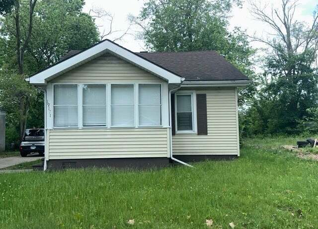 Property at 19171 Glastonbury Rd, Detroit, MI 48219, 2 beds, 1 bath