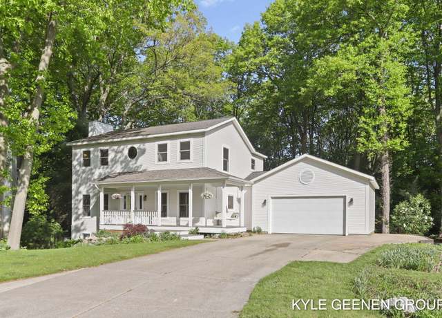 Property at 2229 Brighton St, Holland, MI 49424, 4 beds, 3.5 baths