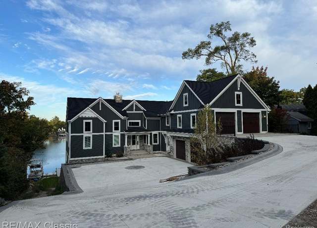 Property at 000 Ridge, White Lake Charter Township, MI 48383, 4 beds, 4.5 baths