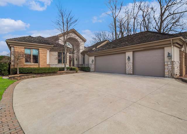 Property at 2 Prestwick Ct, Dearborn, MI 48120, 2 beds, 3.5 baths