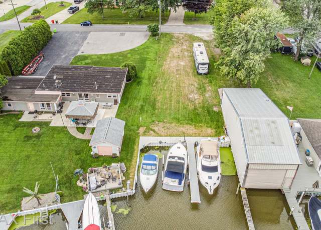 Property at 48841 Salt River Dr, Chesterfield, MI 48047
