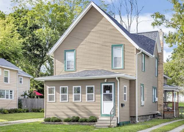 Property at 622 W Ganson St, Jackson, MI 49201, 5 beds, 2 baths