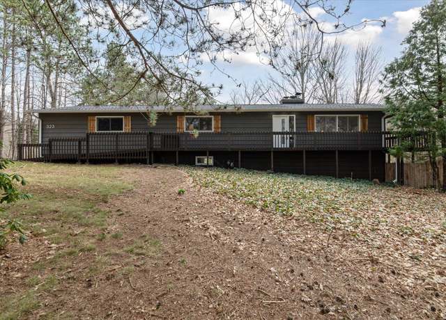Property at 323 13th St, Plainwell, MI 49080, 3 beds, 2 baths